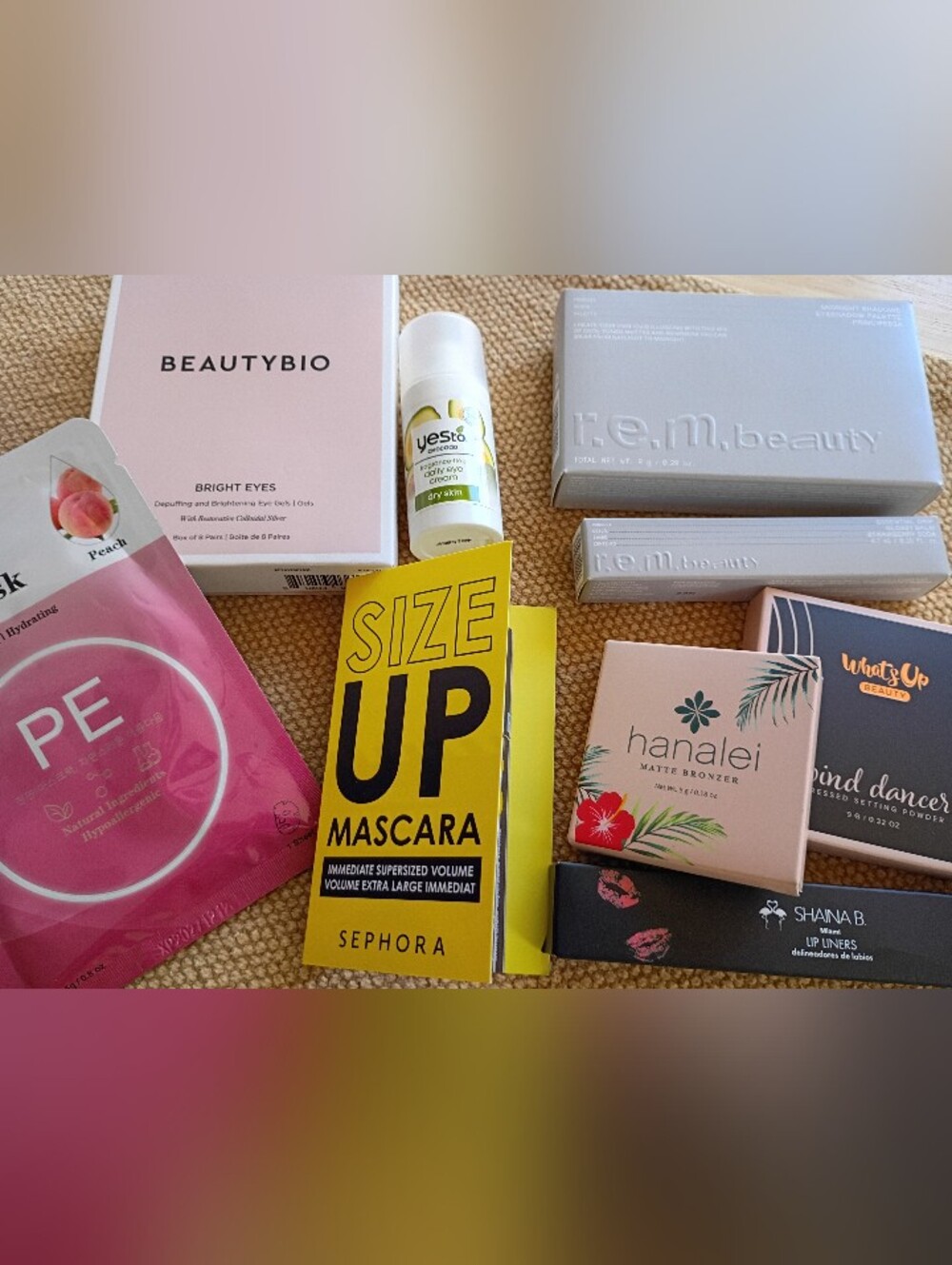 NEW 17 Pc Beauty Bundle